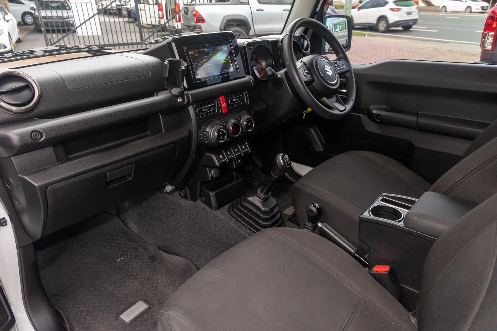 2023 Suzuki Jimny Gallery Image 8
