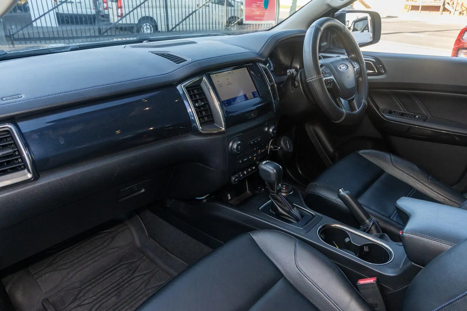 2020 Ford Everest Gallery Image 8