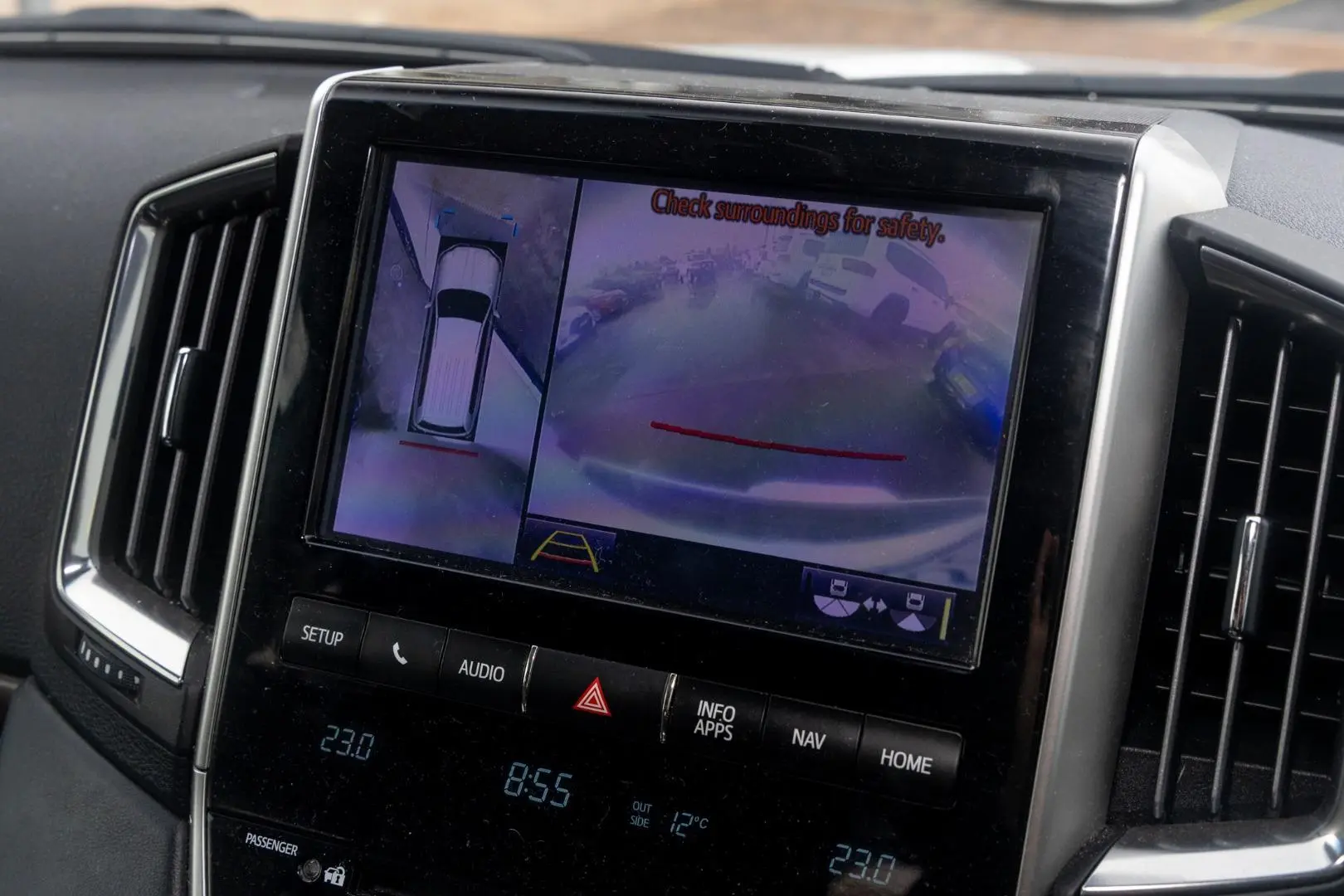 2019 Toyota Landcruiser Gallery Image 16