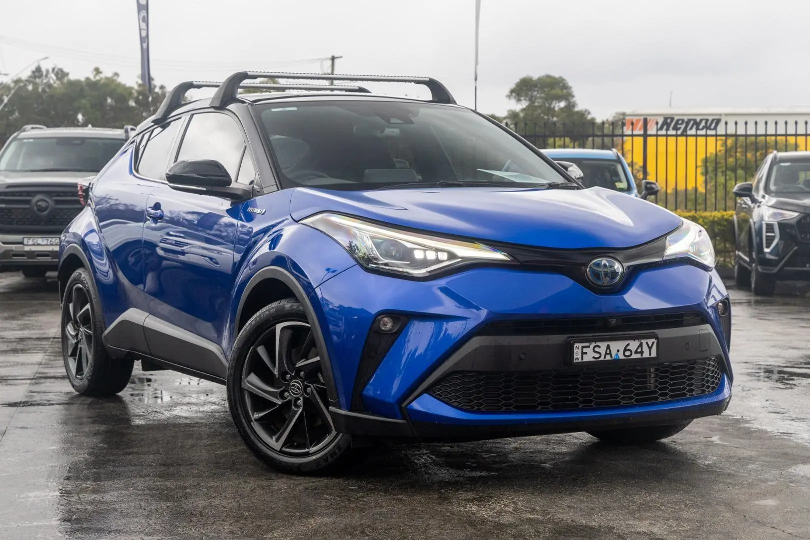 2021 Toyota C-HR Gallery Image 1