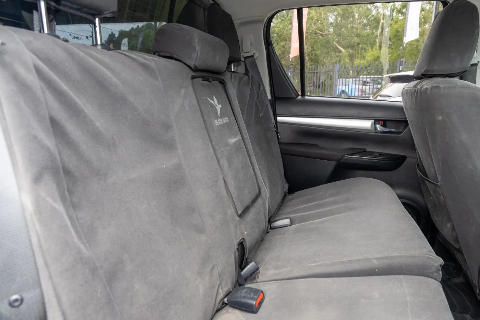 2021 Toyota Hilux Gallery Image 9