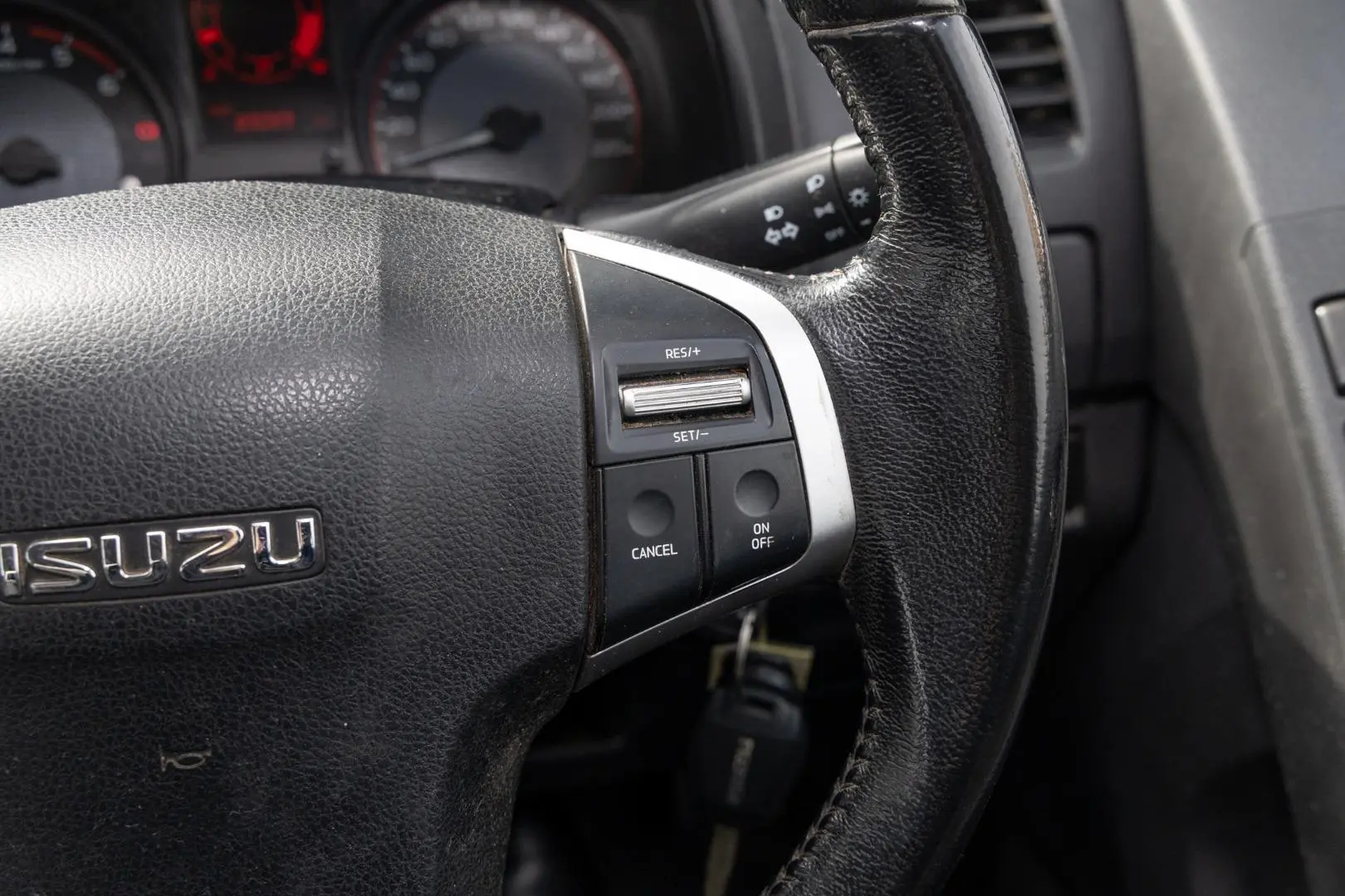 2018 Isuzu D-MAX Gallery Image 12