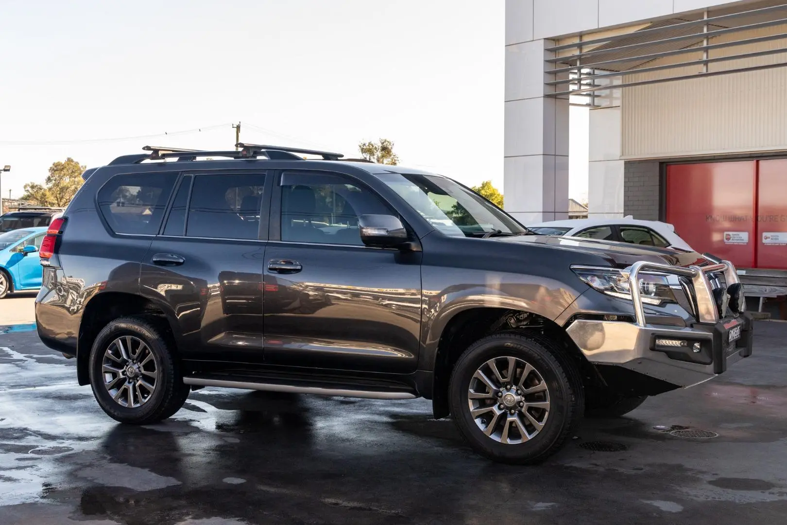 2018 Toyota Landcruiser Prado Gallery Image 3