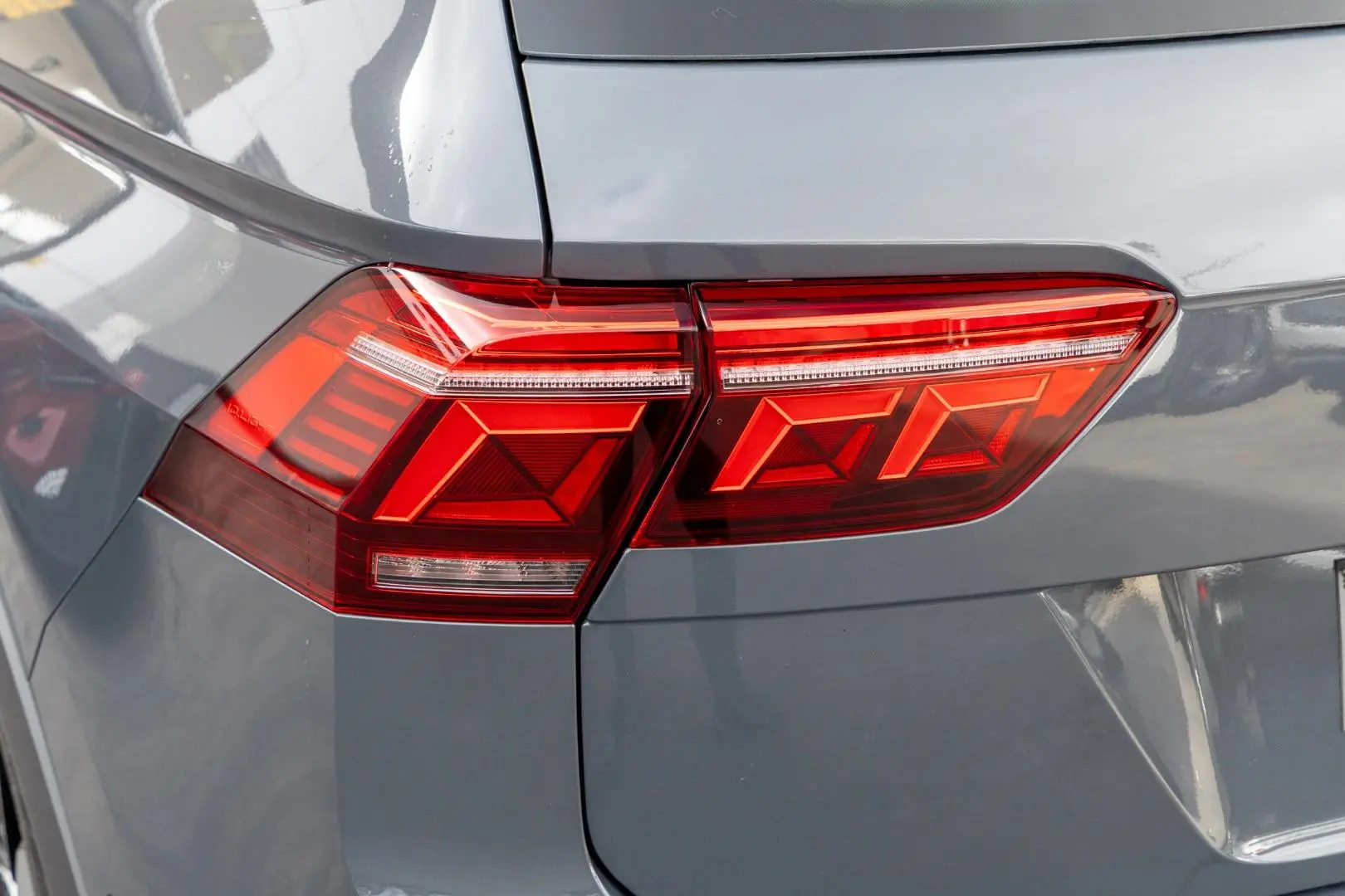 2024 Volkswagen Tiguan Gallery Image 20