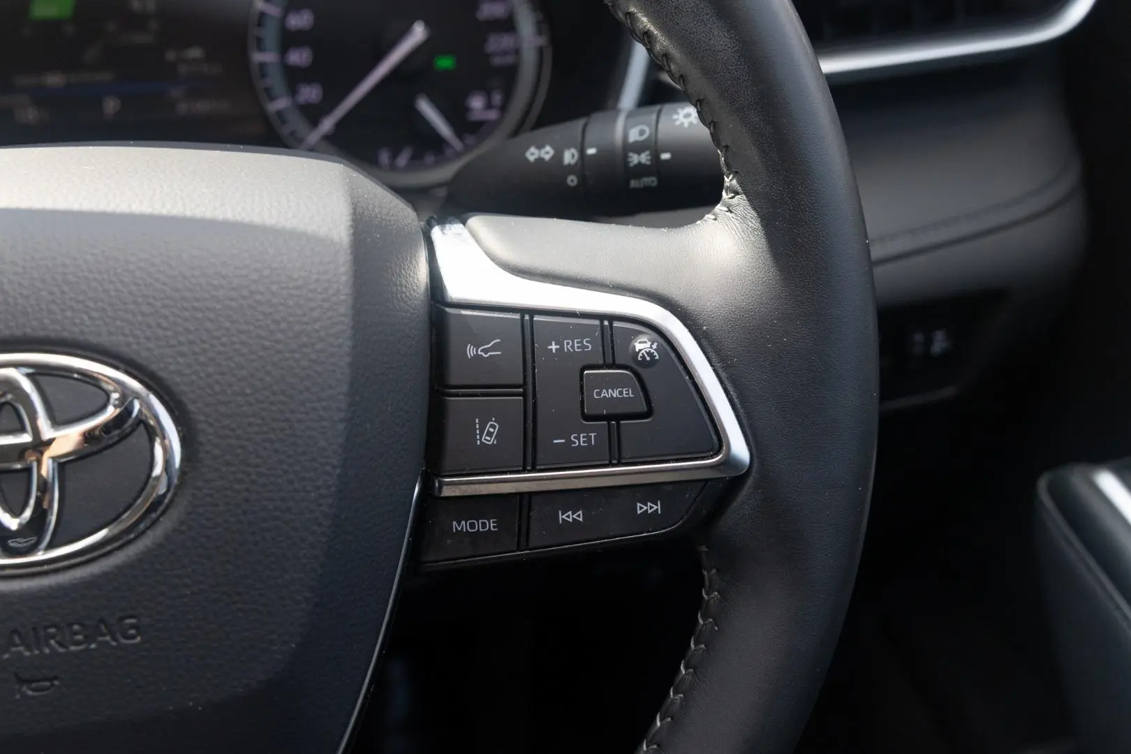 2021 Toyota Kluger Gallery Image 12