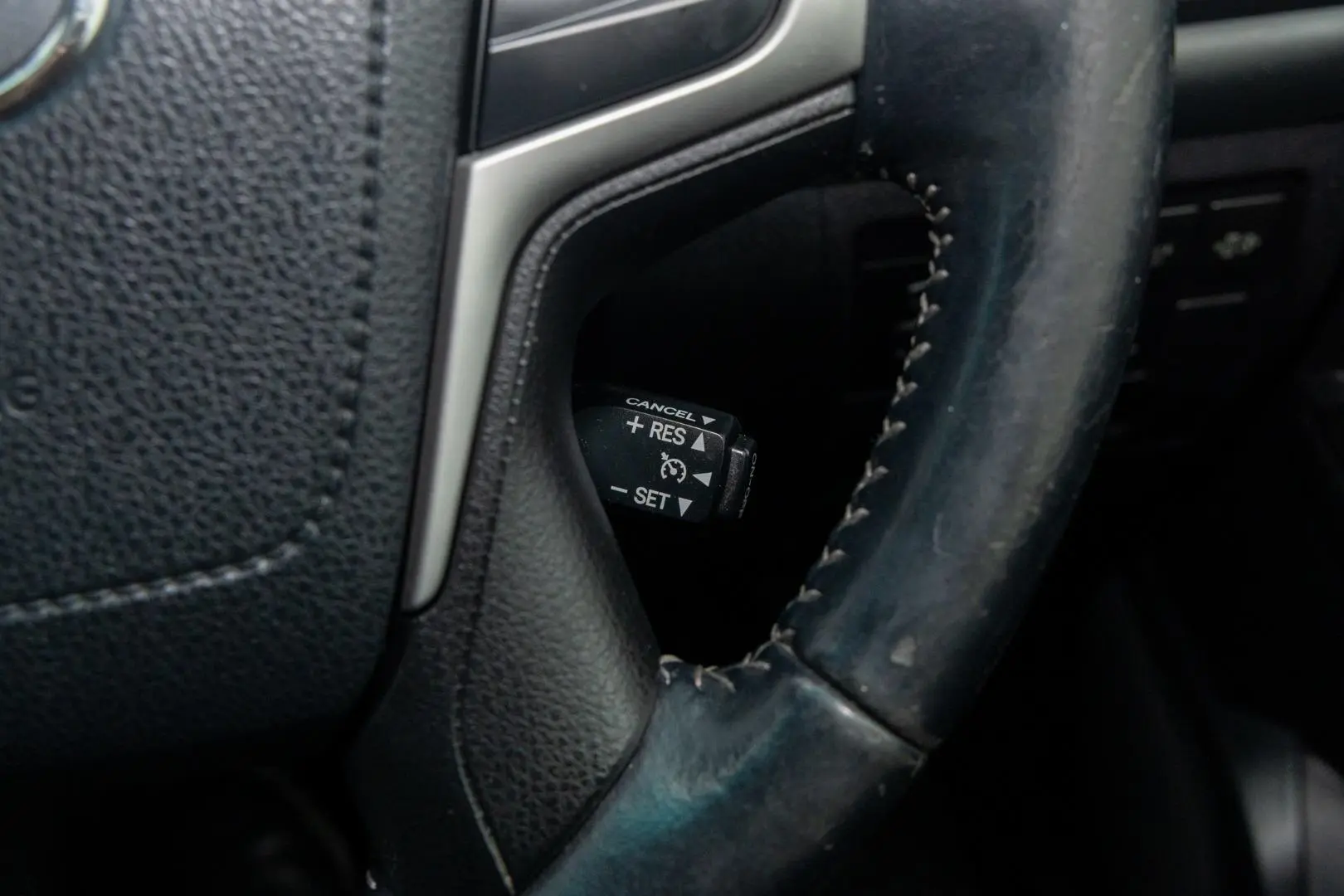 2017 Toyota Landcruiser Gallery Image 7