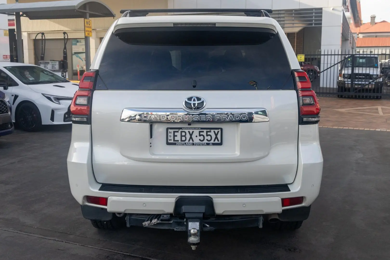 2019 Toyota Landcruiser Prado Gallery Image 5