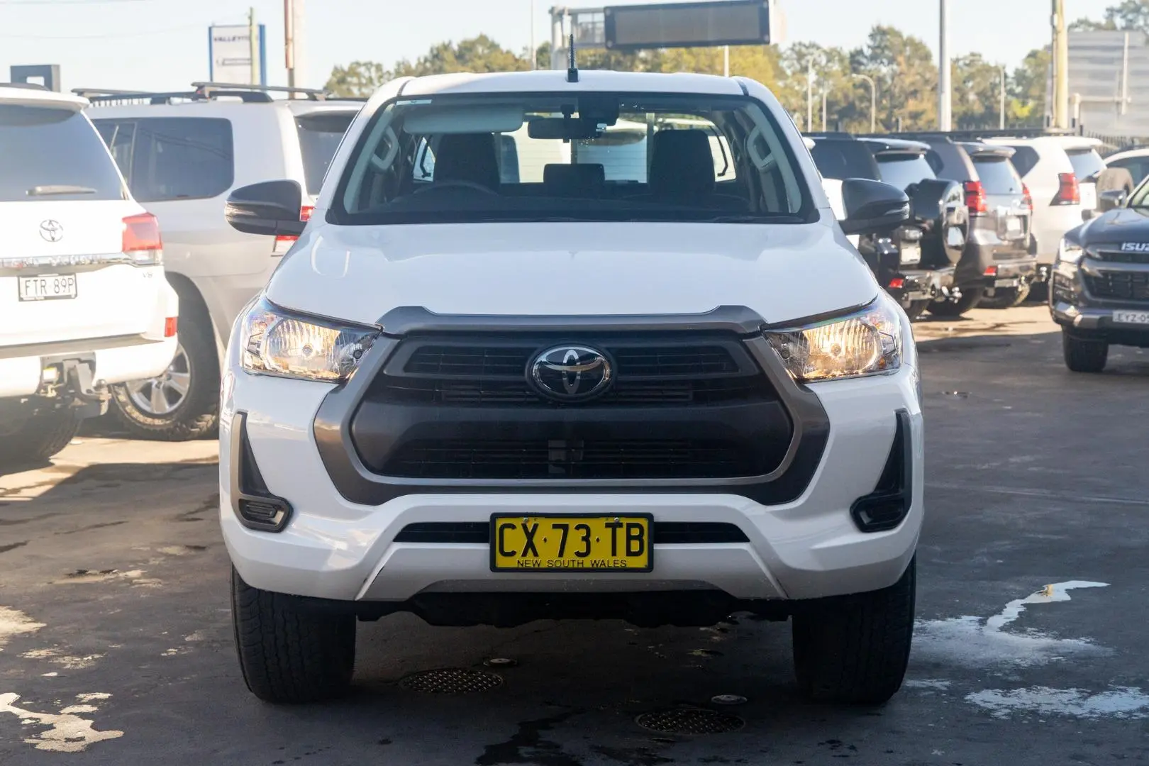 2020 Toyota Hilux Gallery Image 4
