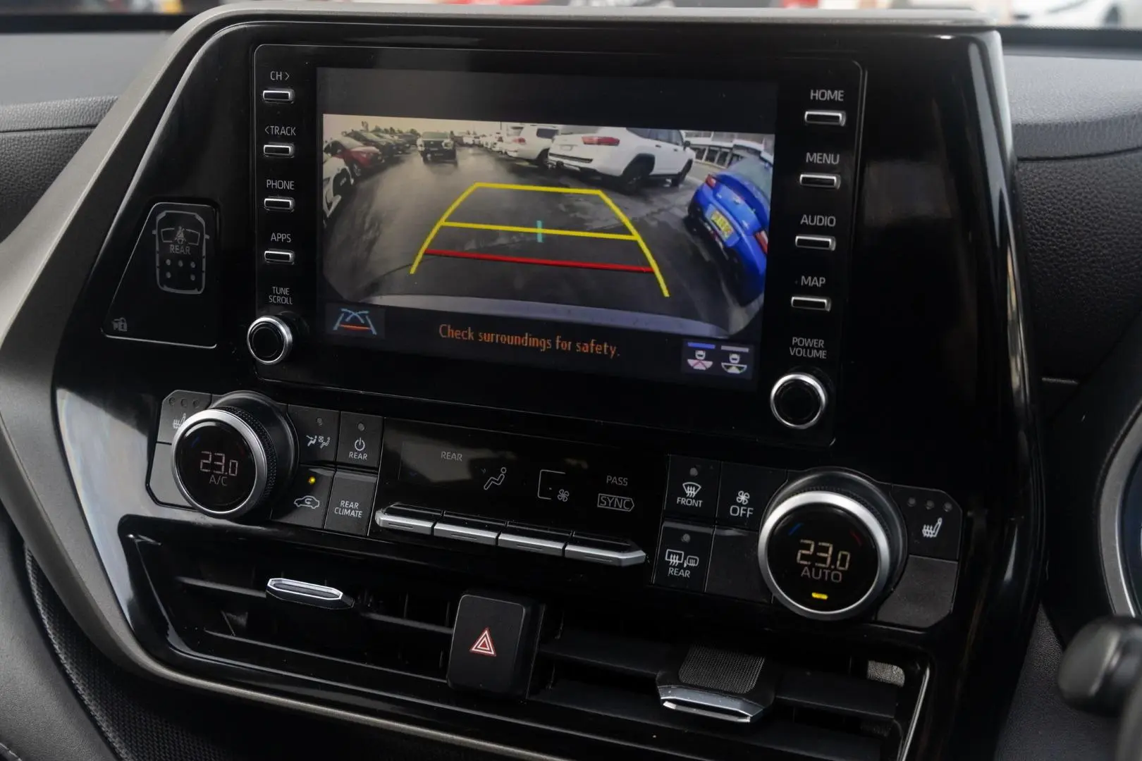 2021 Toyota Kluger Gallery Image 15