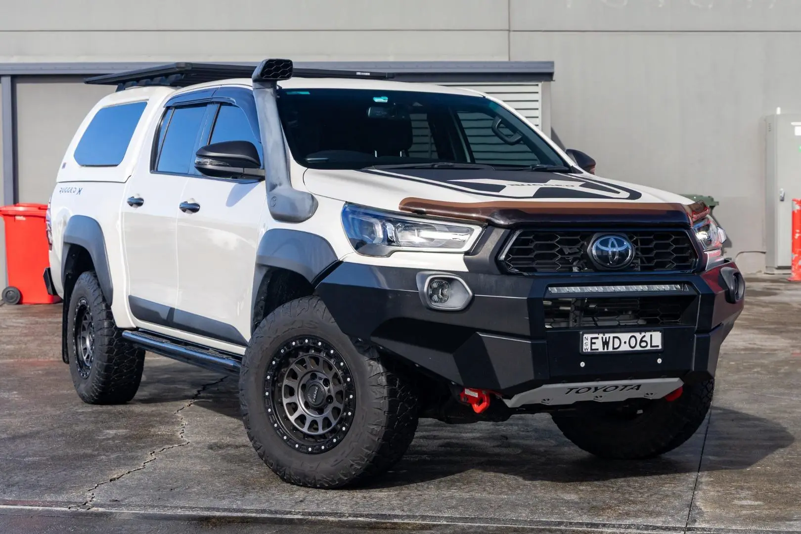 2022 Toyota Hilux Gallery Image 1