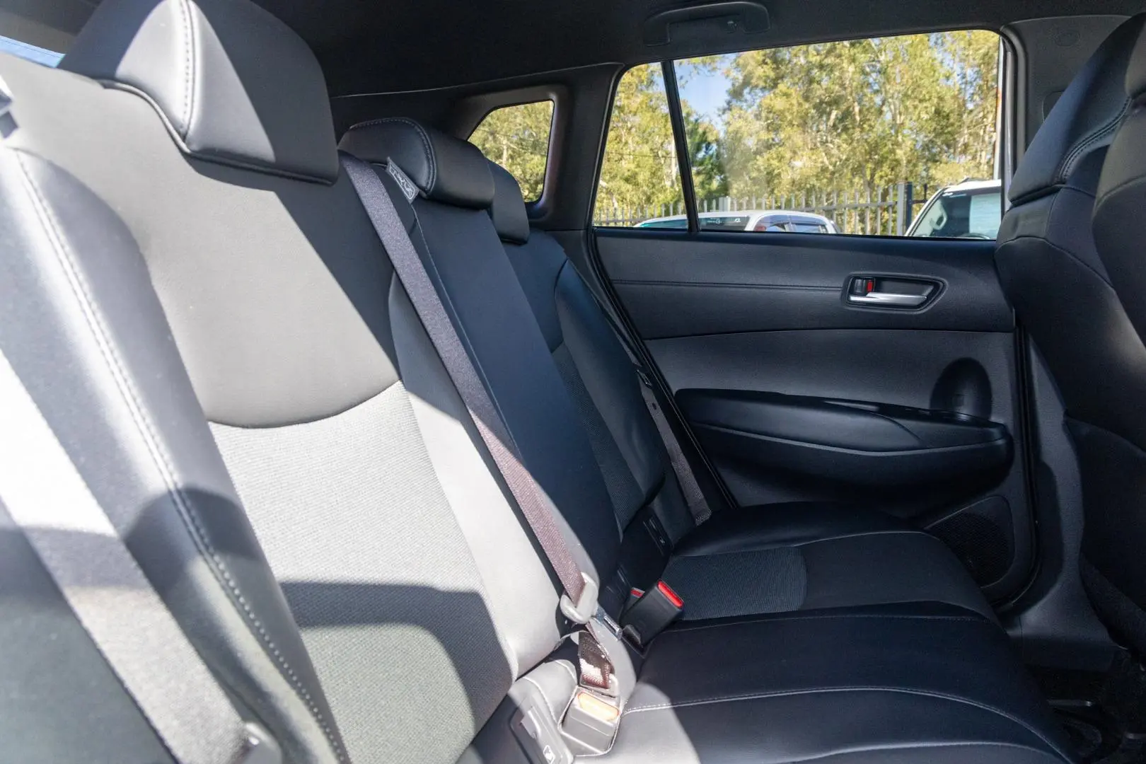 2024 Toyota Corolla Cross Gallery Image 9
