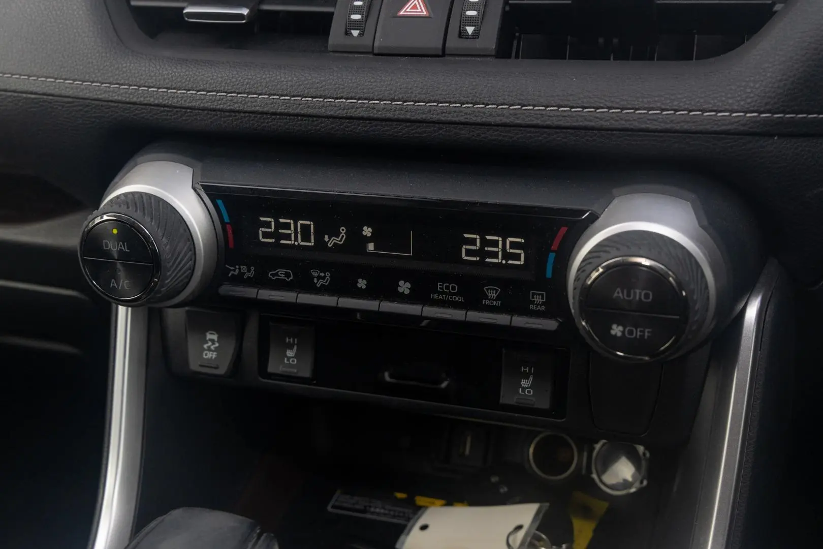 2020 Toyota RAV4 Gallery Image 16