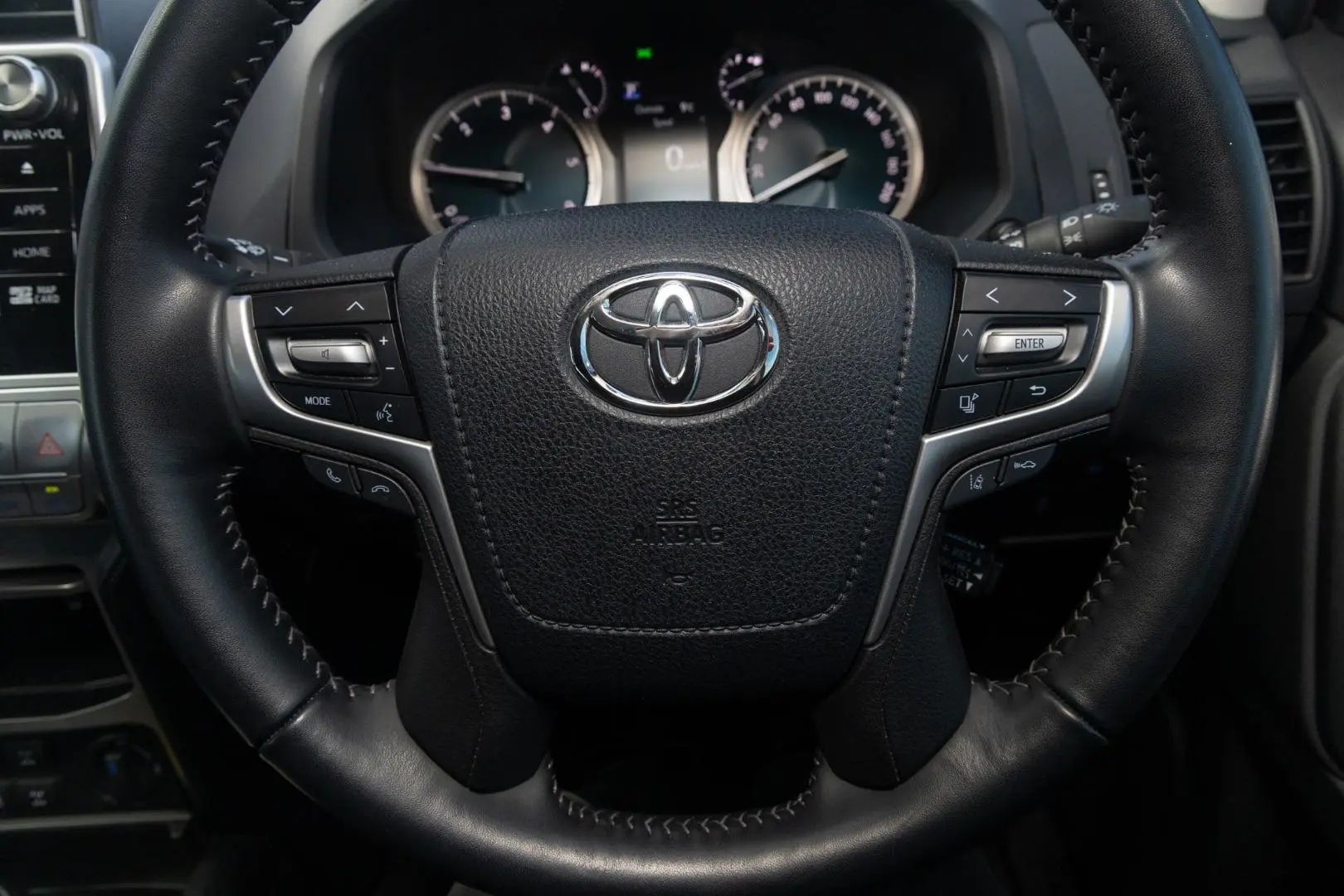 2020 Toyota Landcruiser Prado Gallery Image 10
