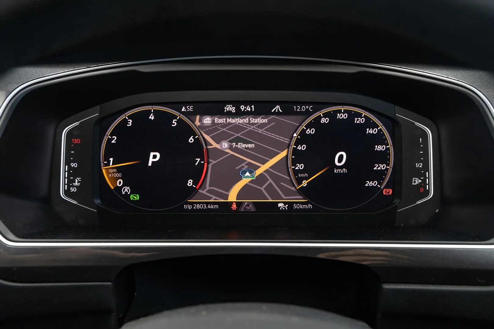 2023 Volkswagen Tiguan Gallery Image 13