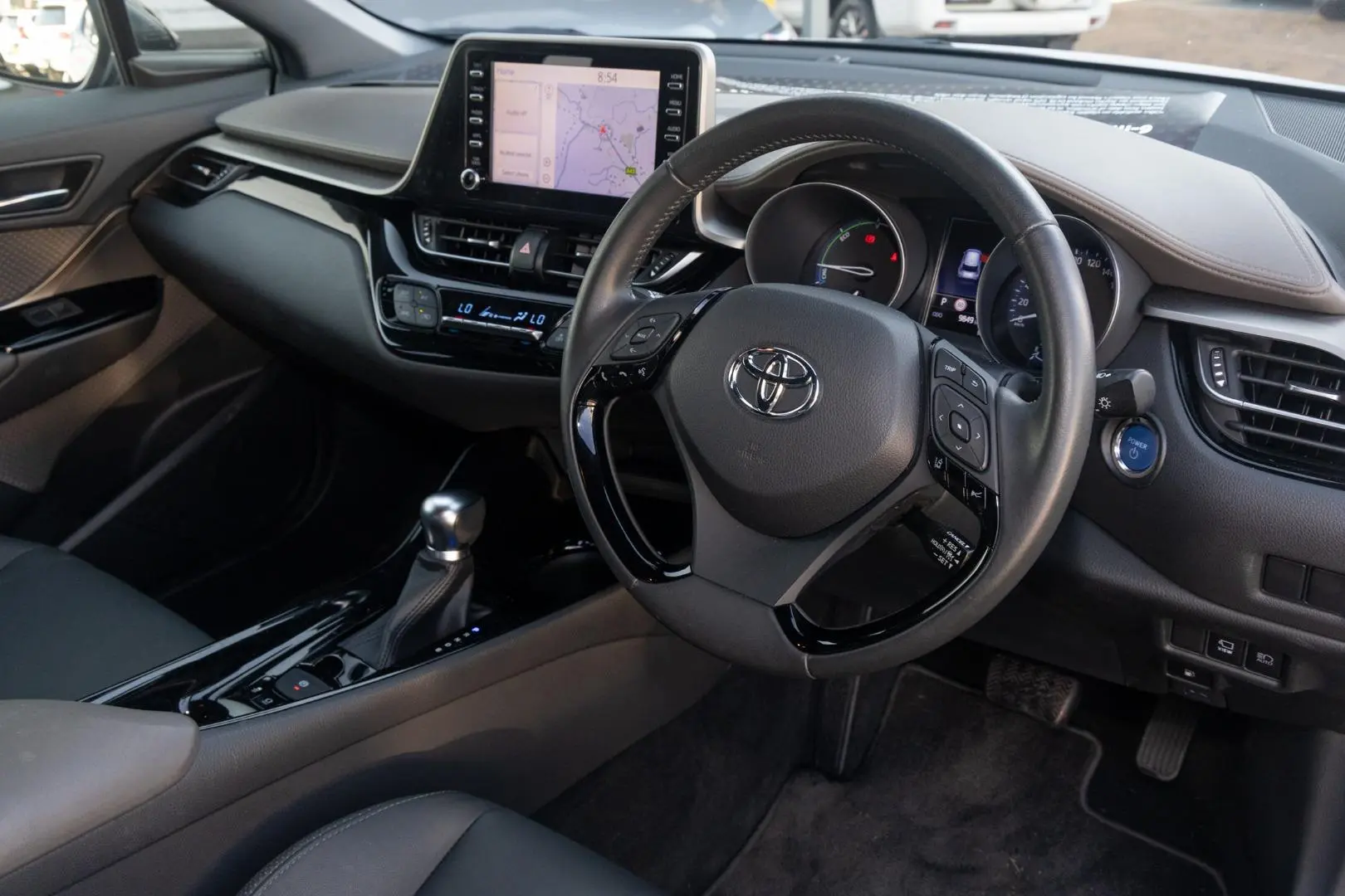 2022 Toyota C-HR Gallery Image 7
