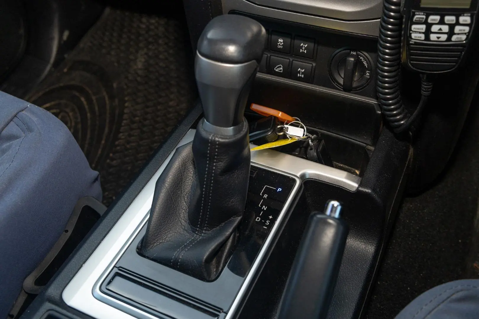 2021 Toyota Landcruiser Prado Gallery Image 17