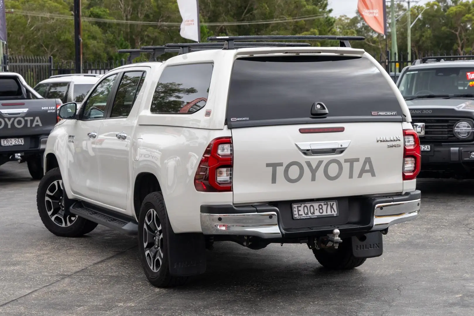 2021 Toyota Hilux Gallery Image 2