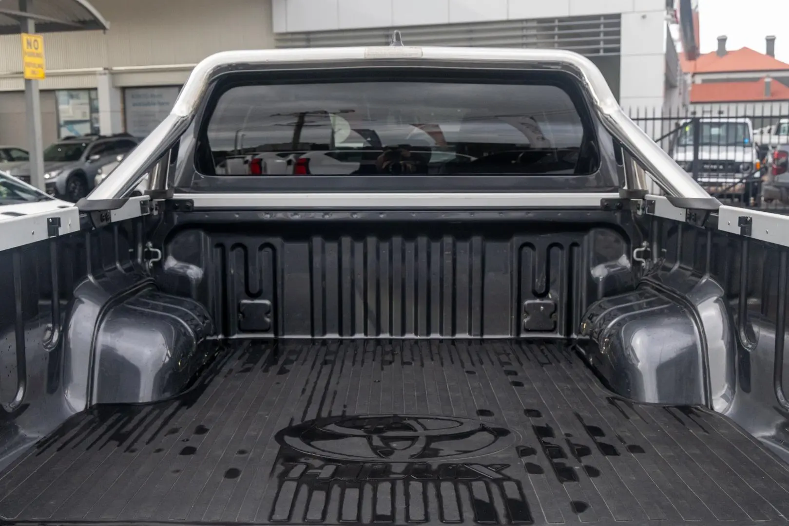 2023 Toyota Hilux Gallery Image 20