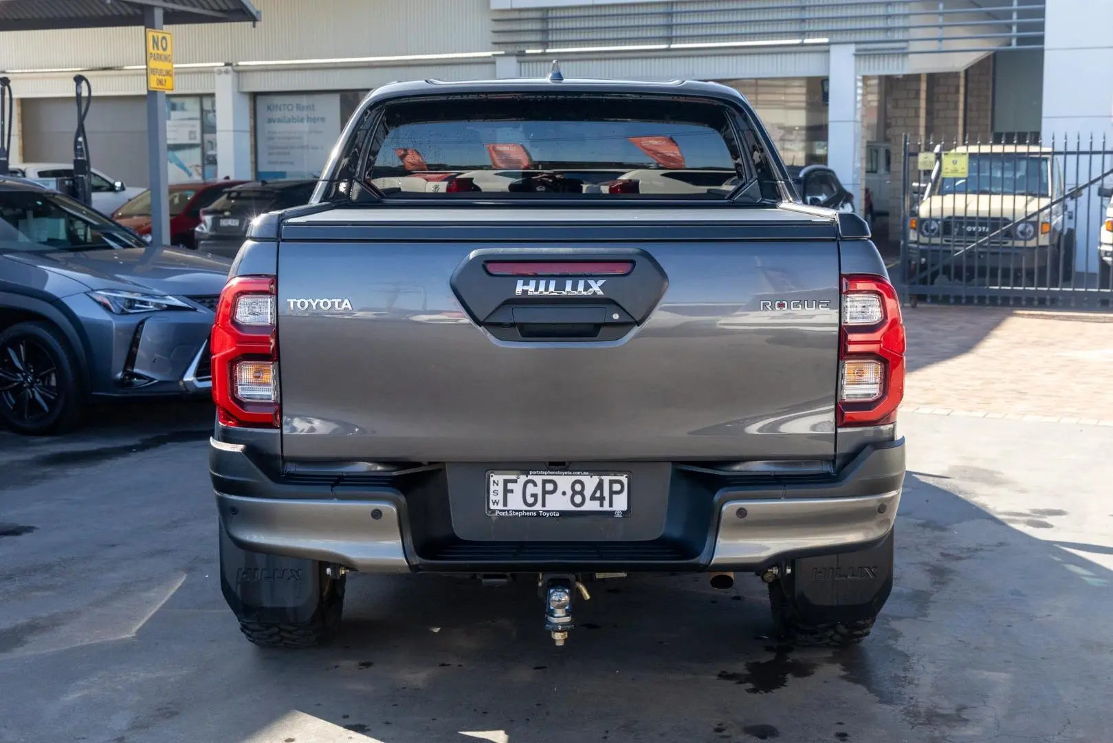 2023 Toyota Hilux Gallery Image 5