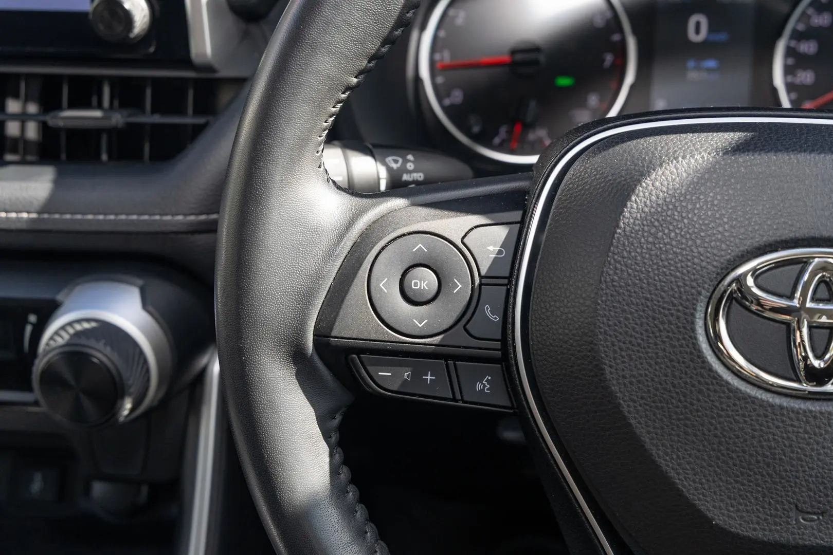 2021 Toyota RAV4 Gallery Image 11