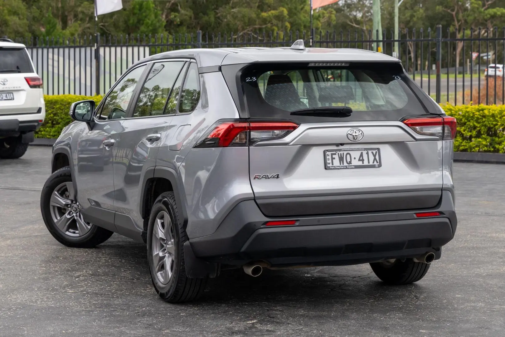 2022 Toyota RAV4 Gallery Image 2