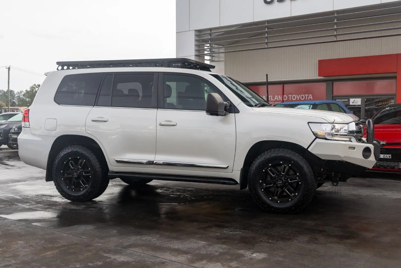 2019 Toyota Landcruiser Gallery Image 3
