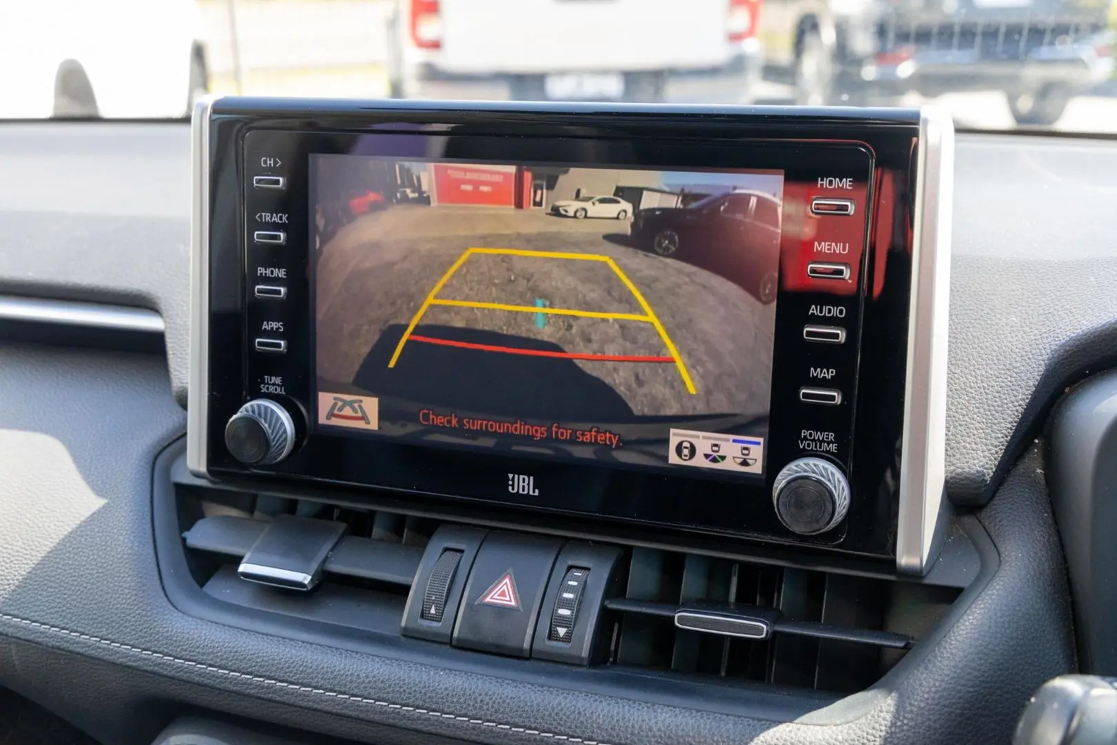 2019 Toyota RAV4 Gallery Image 15