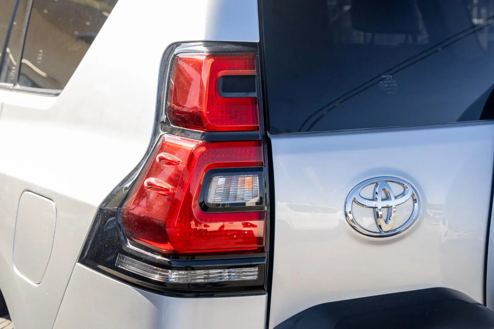 2020 Toyota Landcruiser Prado Gallery Image 20