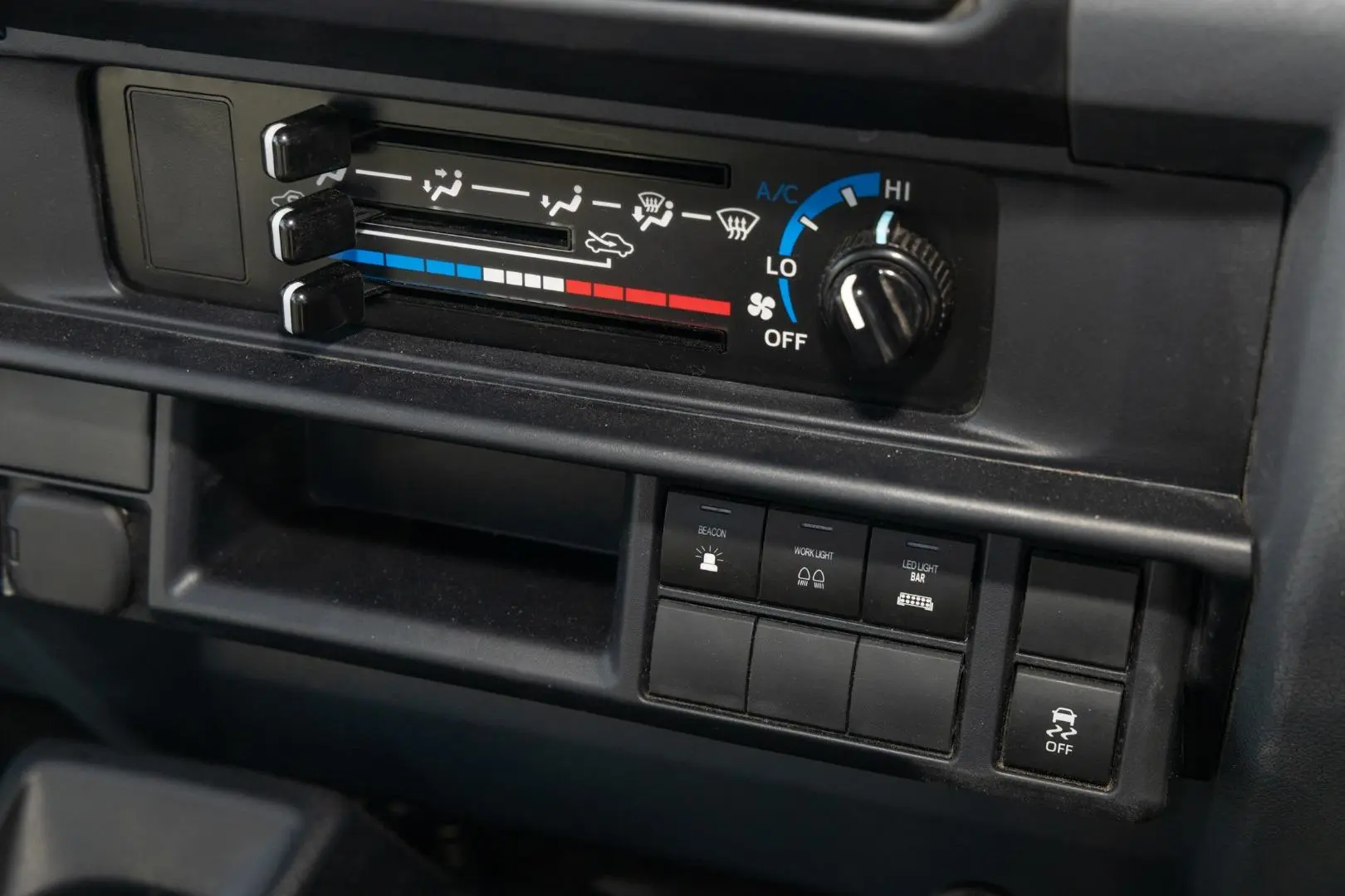 2024 Toyota Landcruiser Gallery Image 16