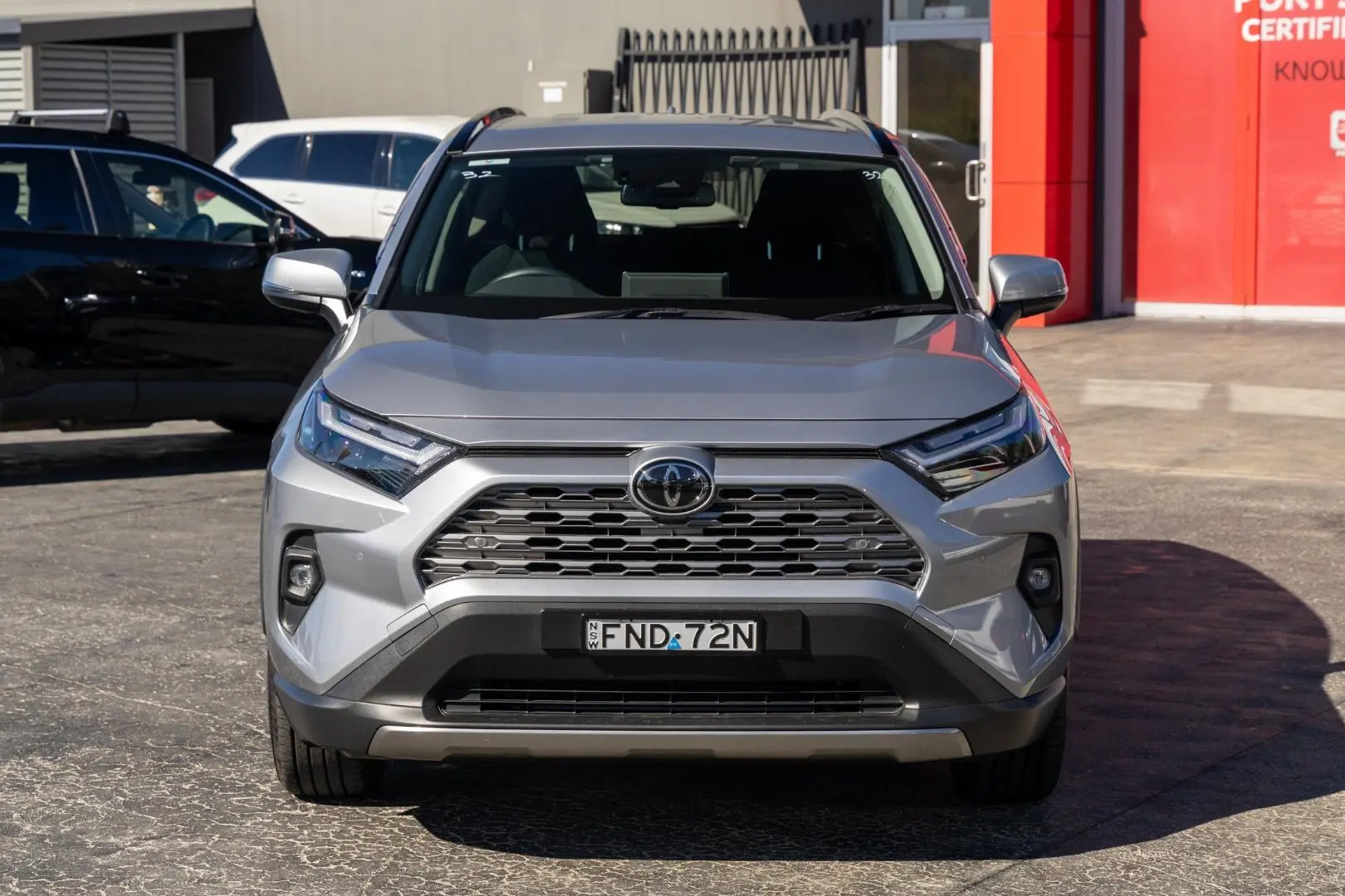 2025 Toyota RAV4 Gallery Image 4