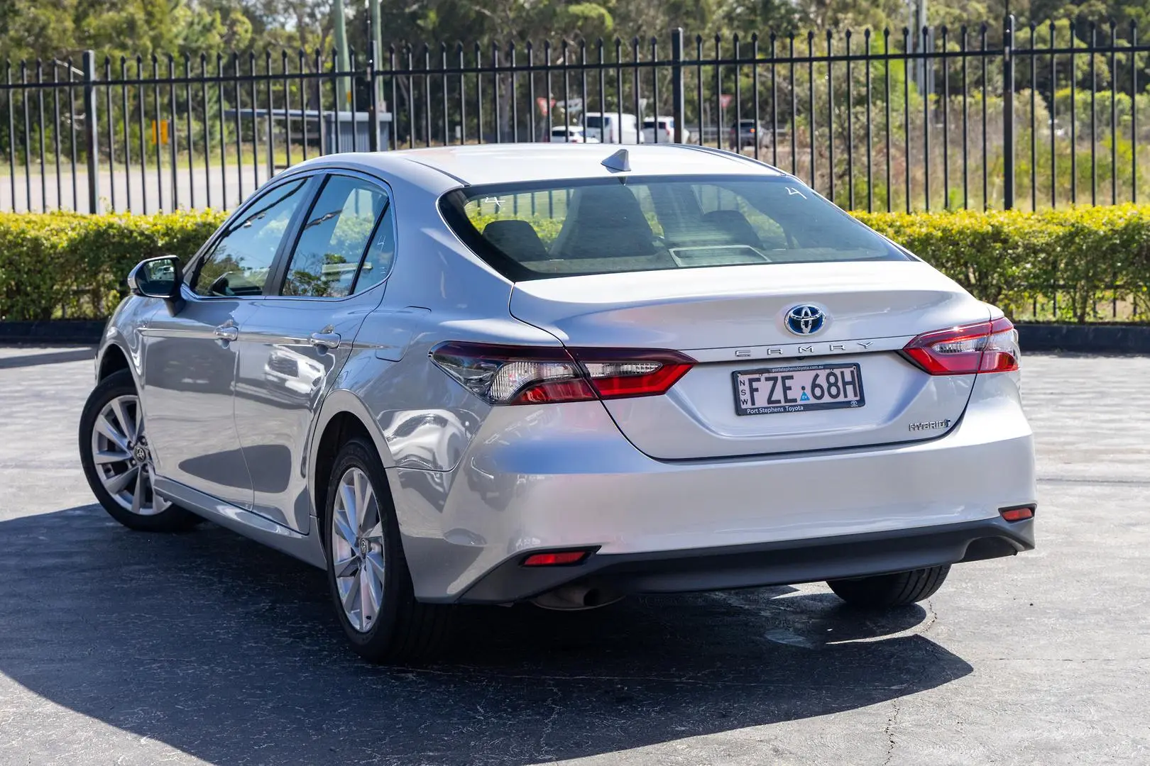 2022 Toyota Camry Gallery Image 2