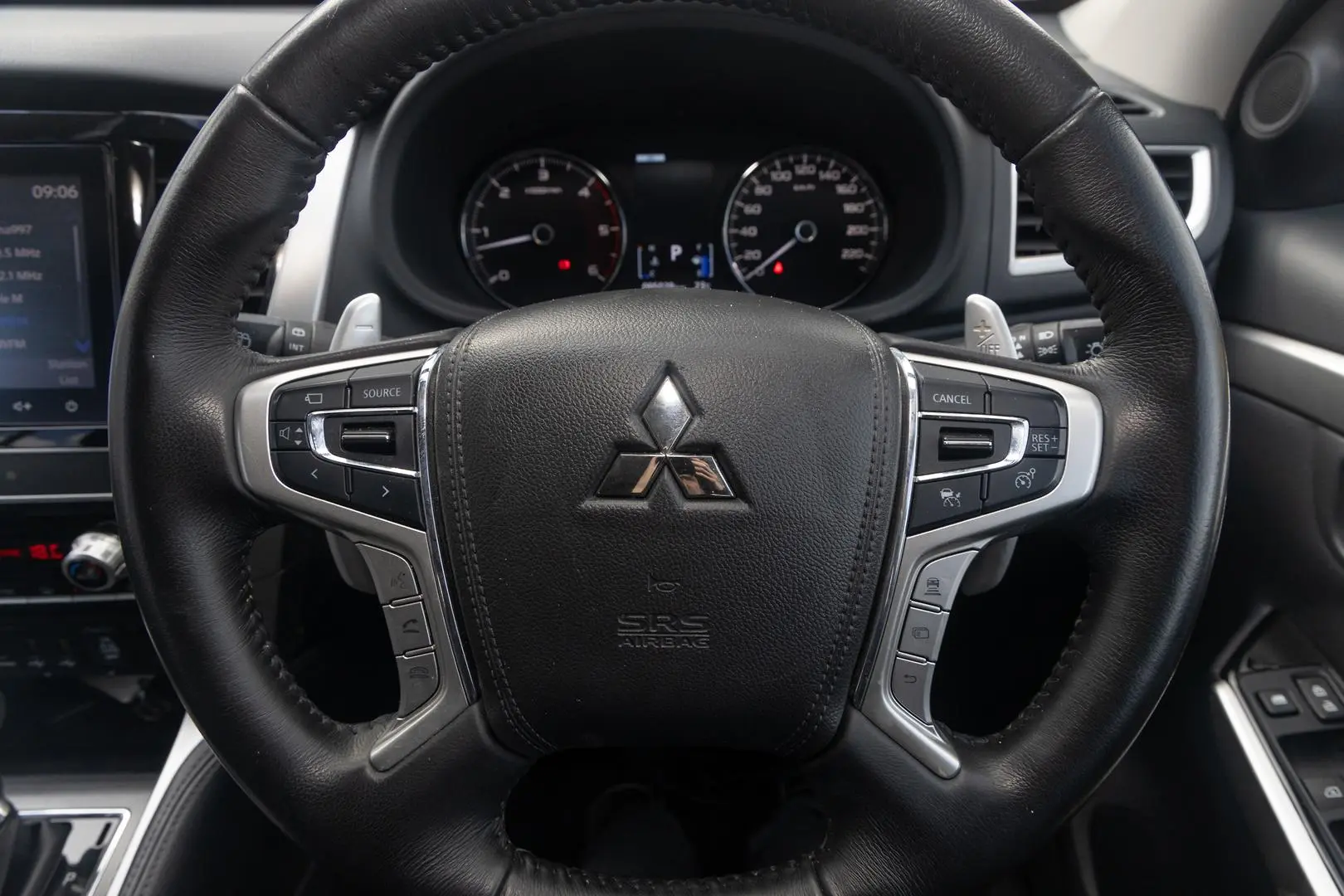 2022 Mitsubishi Pajero Sport Gallery Image 10