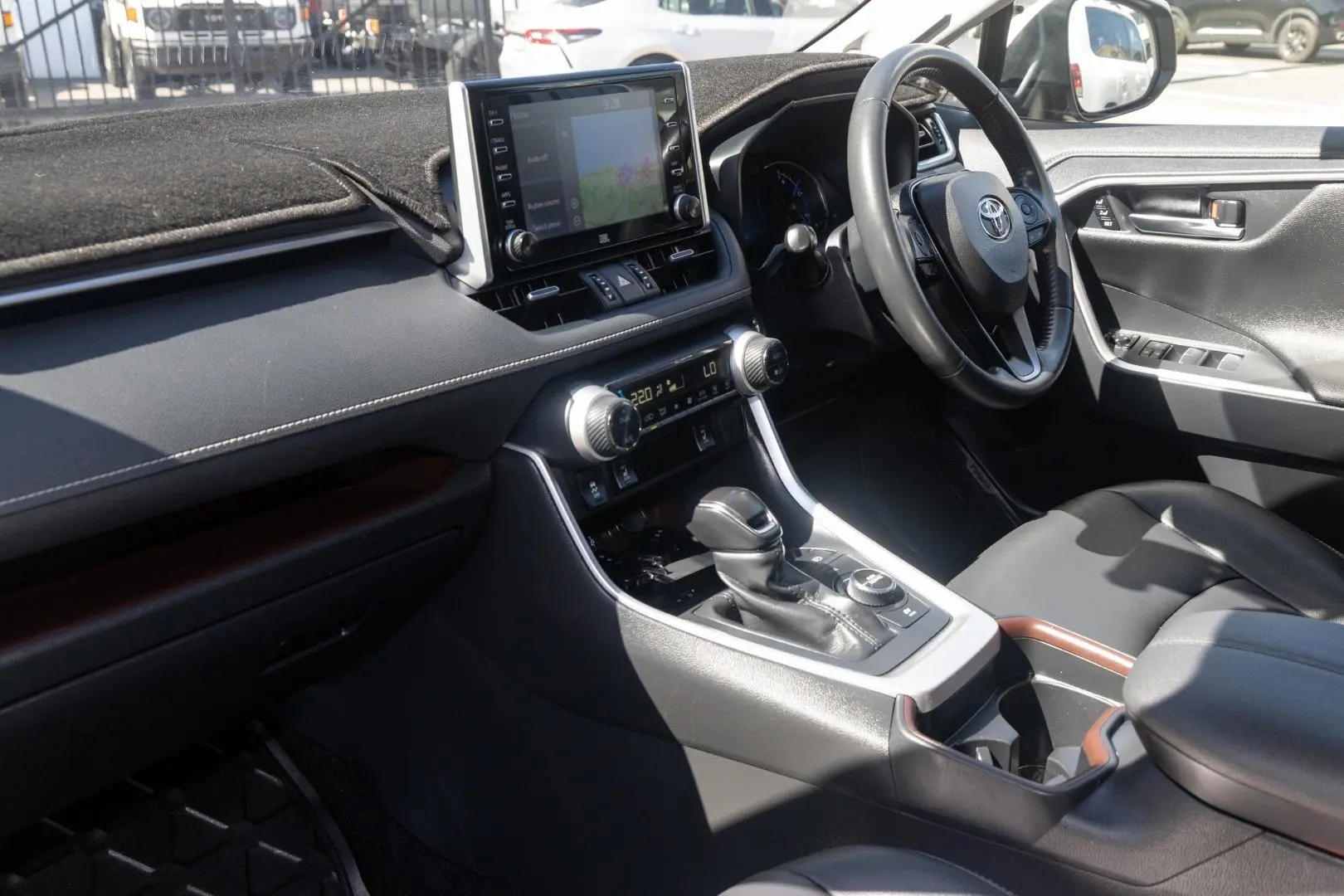 2021 Toyota RAV4 Gallery Image 8