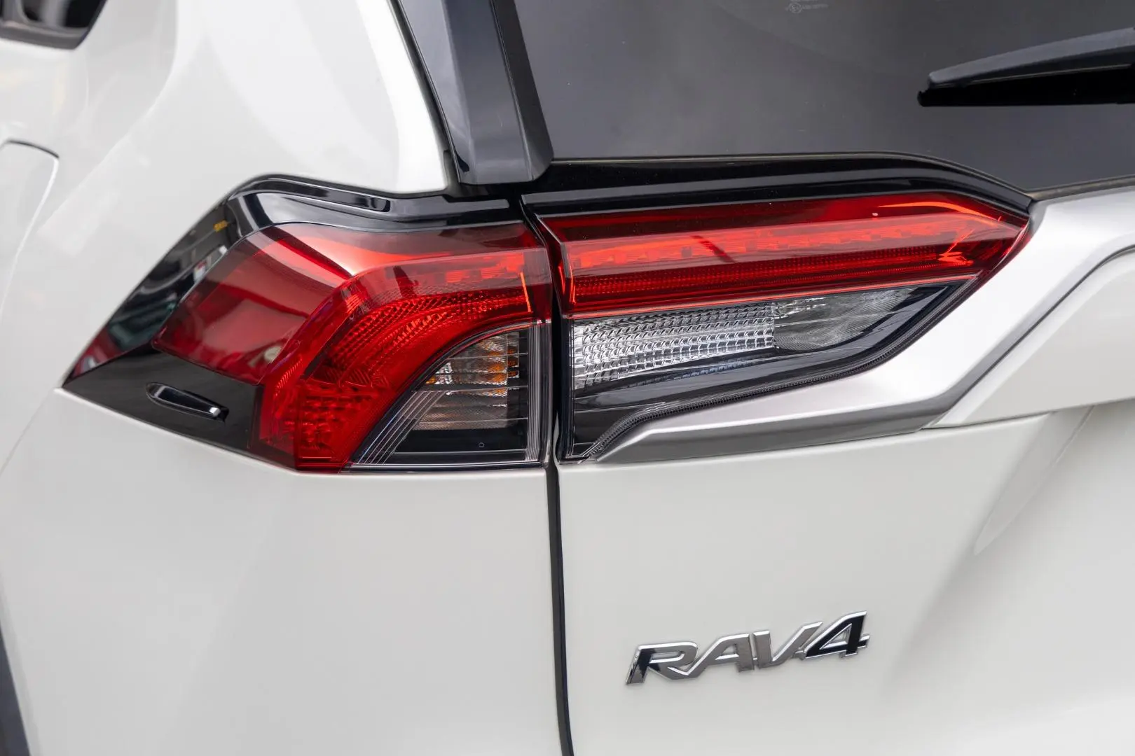 2020 Toyota RAV4 Gallery Image 20
