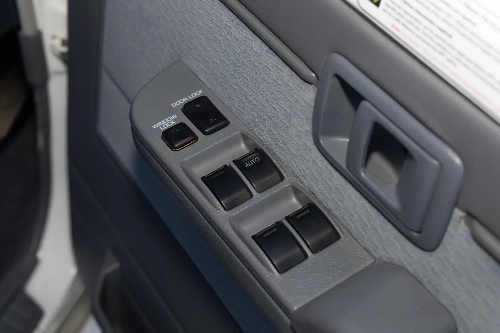 2018 Toyota Landcruiser Gallery Image 17