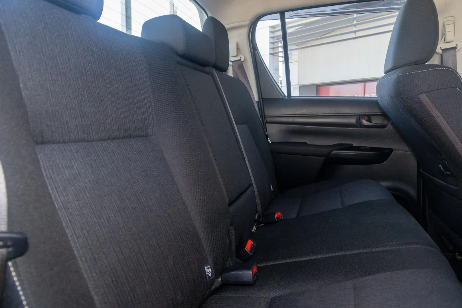2020 Toyota Hilux Gallery Image 9