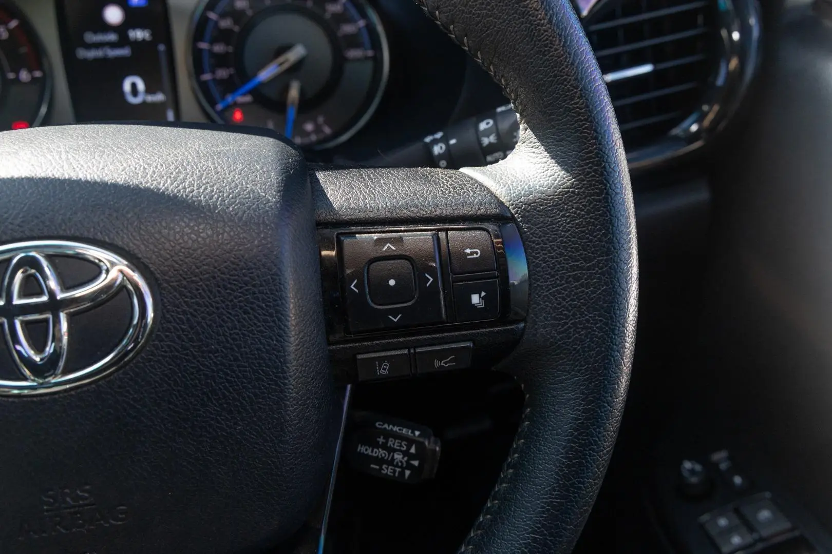 2023 Toyota Hilux Gallery Image 12