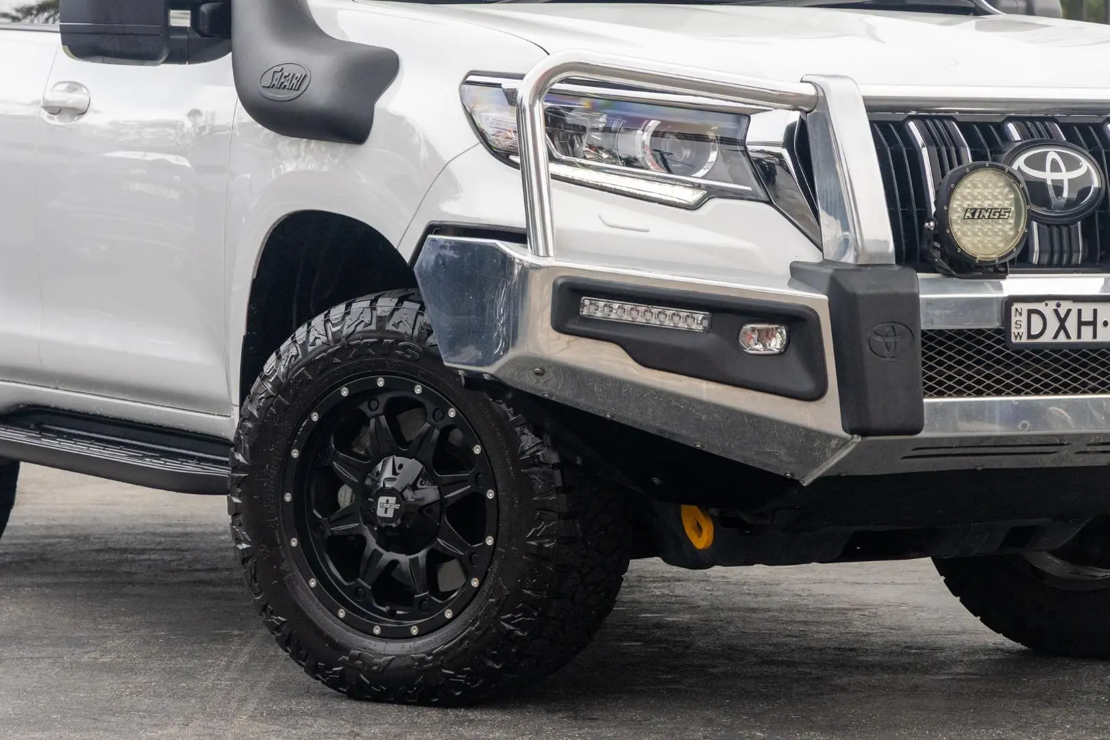 2018 Toyota Landcruiser Prado Gallery Image 6