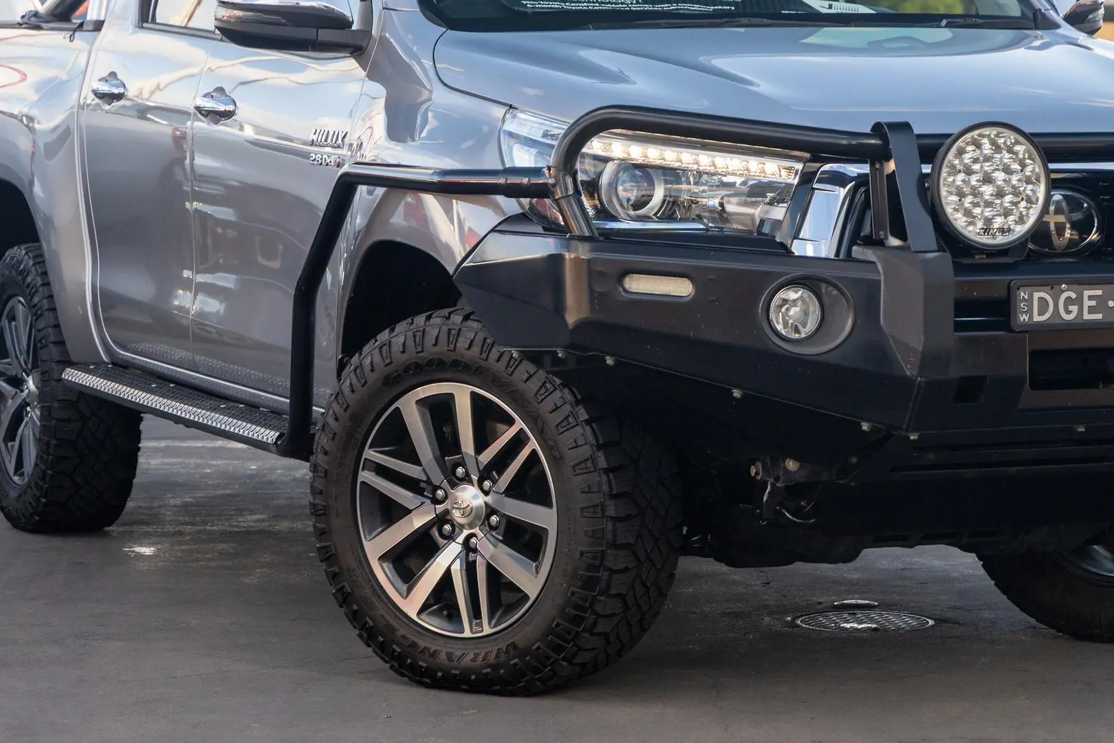 2019 Toyota Hilux Gallery Image 6