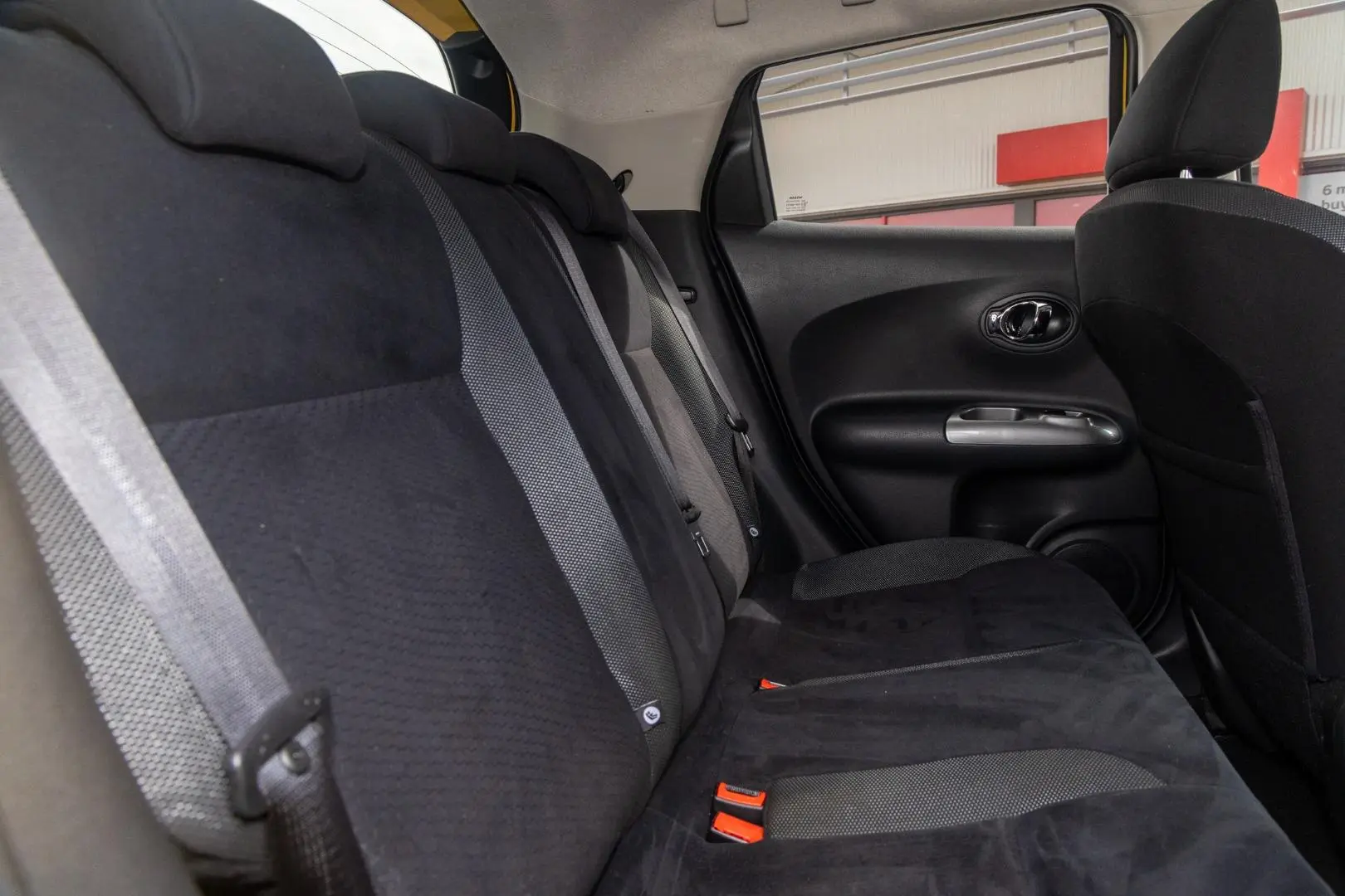 2018 Nissan JUKE Gallery Image 9