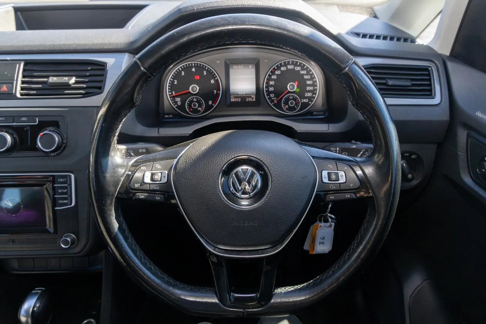 2017 Volkswagen Caddy Gallery Image 11