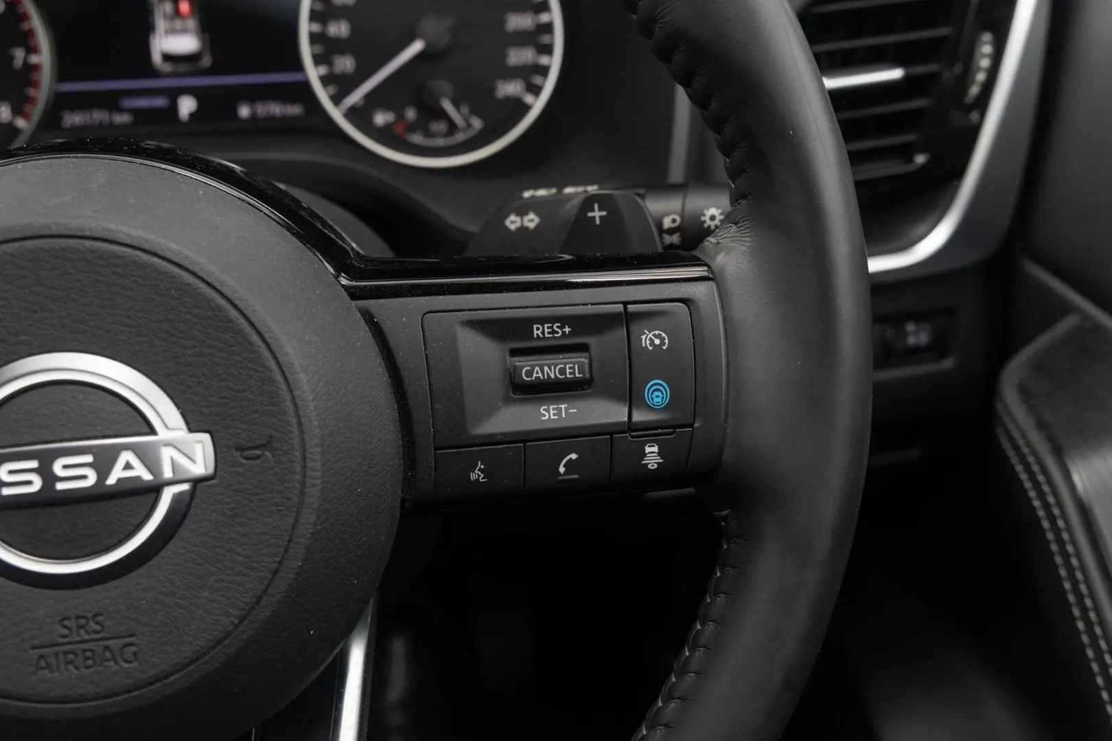 2023 Nissan X-TRAIL Gallery Image 12