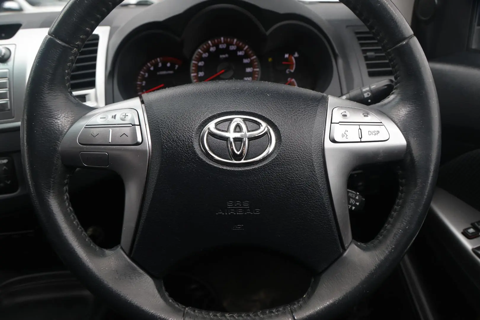 2014 Toyota Hilux Gallery Image 10