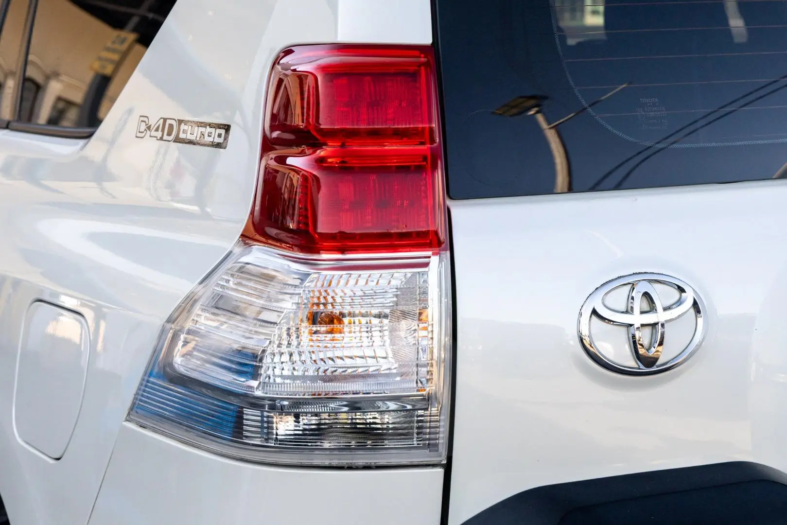 2011 Toyota Landcruiser Prado Gallery Image 20