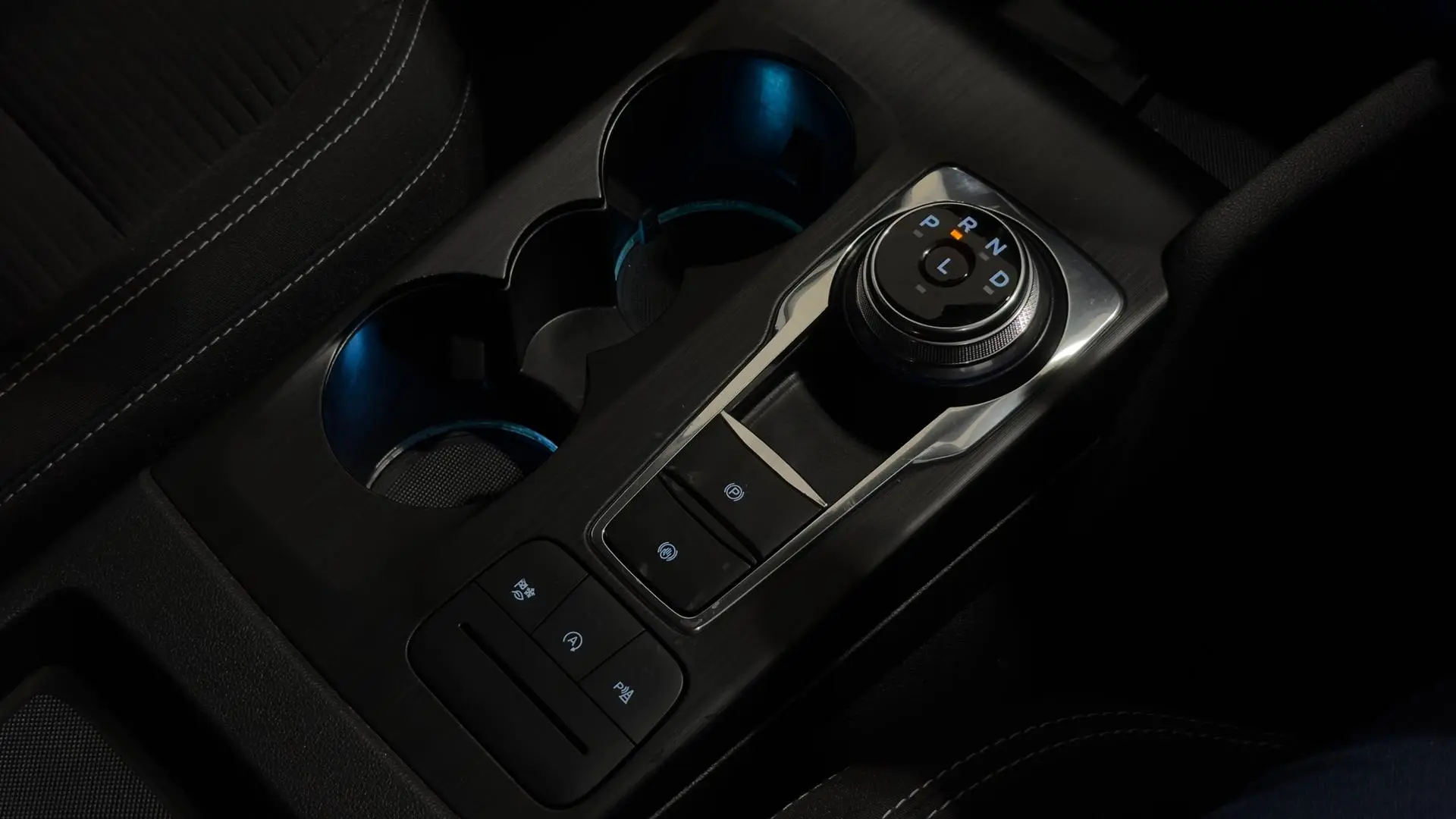 2021 Ford Escape Gallery Image 17