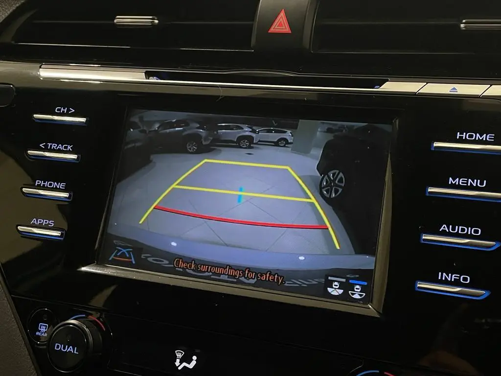 2020 Toyota Camry Gallery Image 20