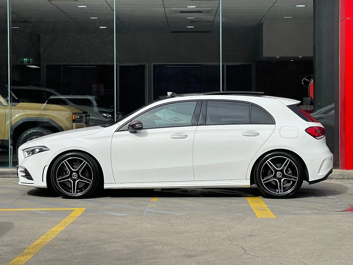 2022 Mercedes-Benz A-Class Gallery Image 5