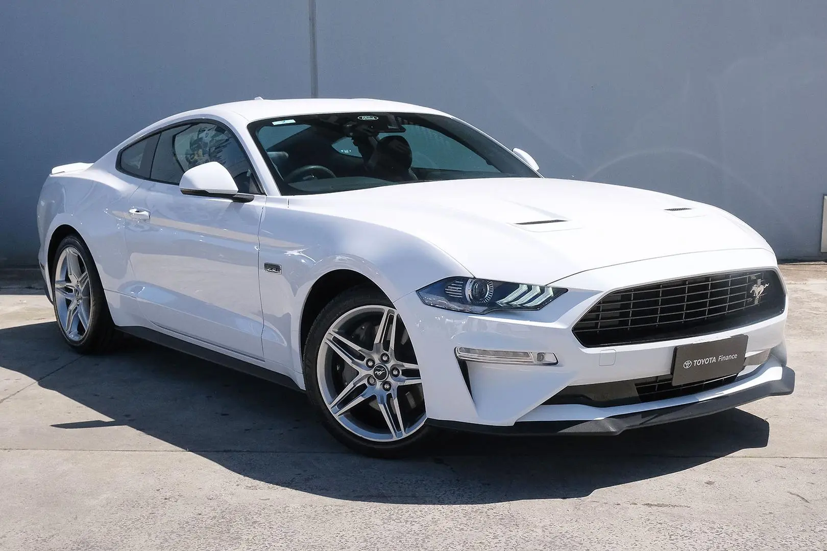 2021 Ford Mustang Gallery Image 1
