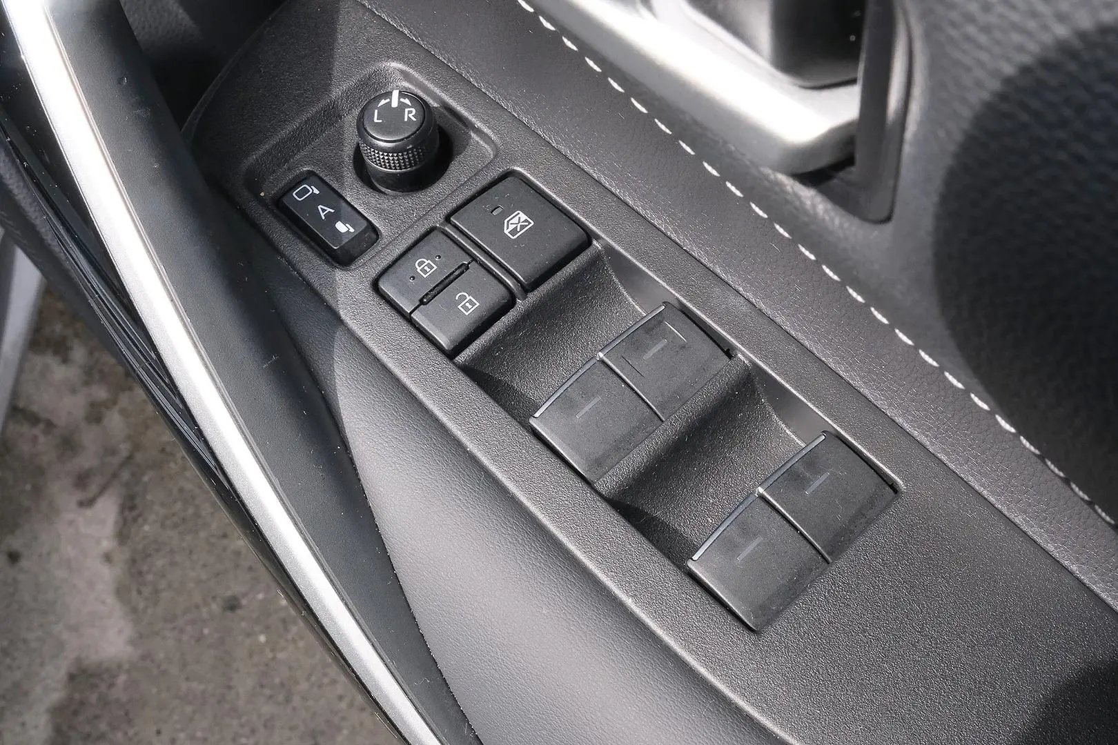 2022 Toyota Corolla Gallery Image 12