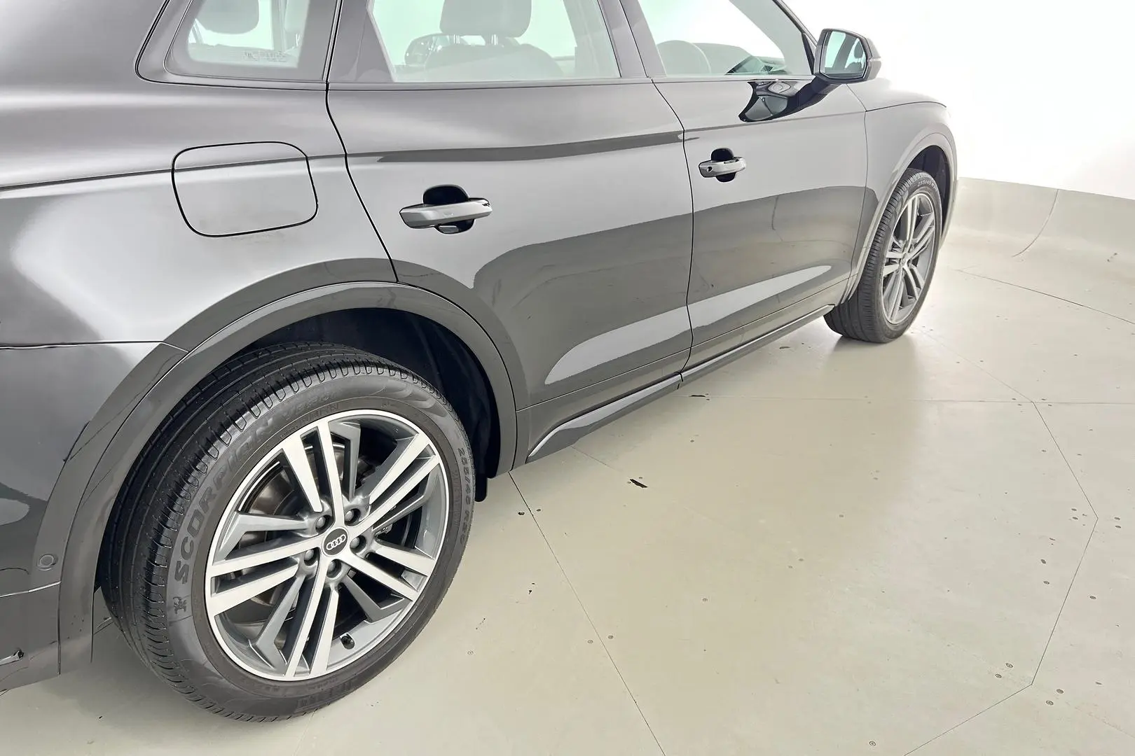 2021 Audi Q5 Gallery Image 12